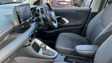 Toyota Yaris 1.5 Hybrid Design 5dr CVT Hybrid Hatchback